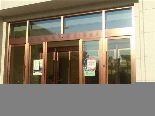 自動(dòng)門的裝置機(jī)構(gòu)