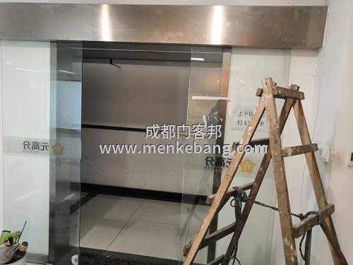 成都玻璃自動門維修,自動門維修價格