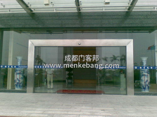 成都上門(mén)維修電動(dòng)門(mén)的電話(huà)